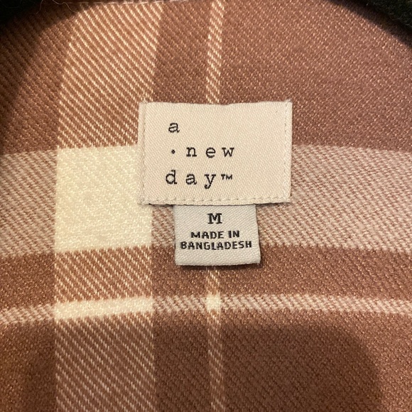 Pink/brown shacket - Picture 5 of 5